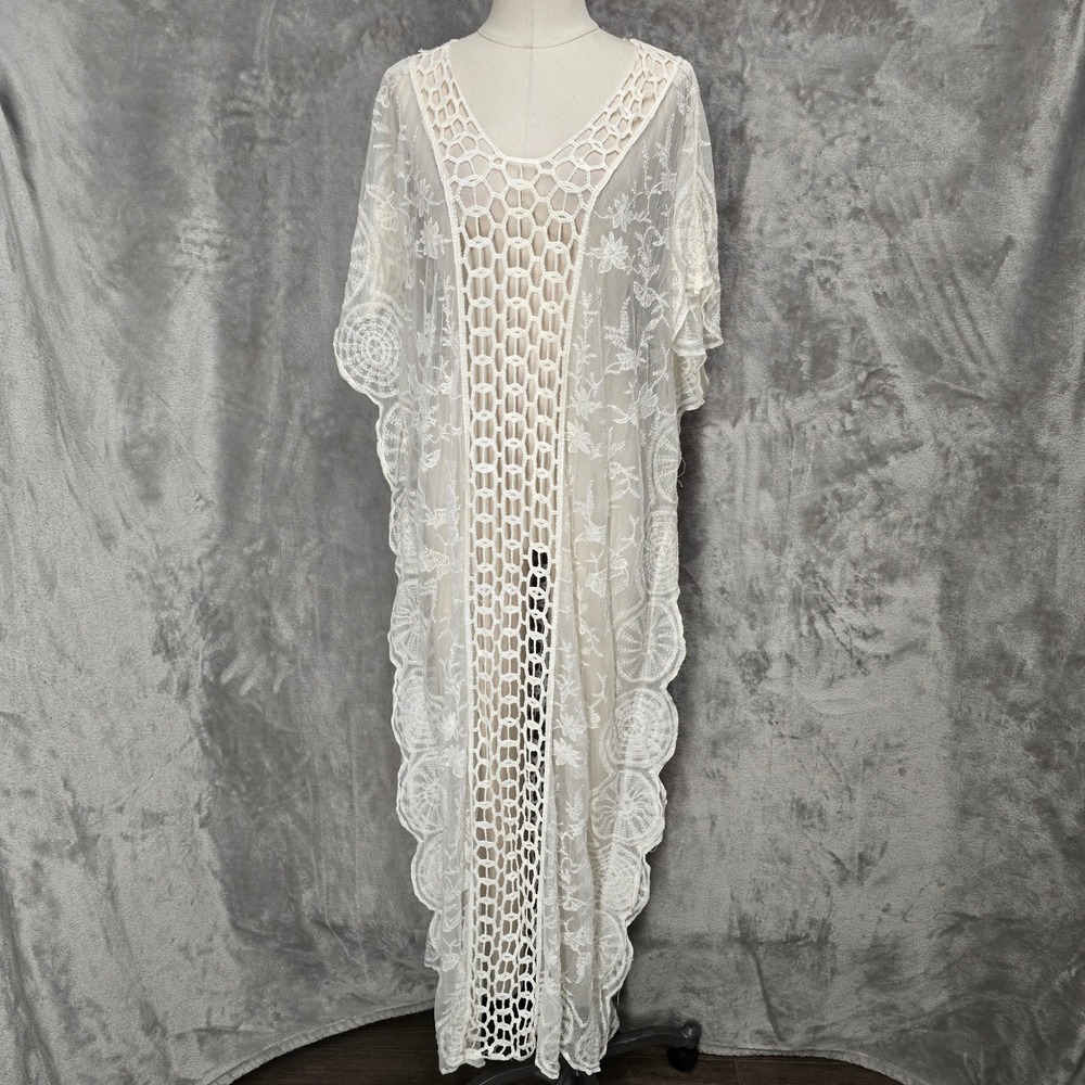 LIV Los Angeles Kaftan Women 1X White Lace Crochet Embroidered Maxi Coverup Boho